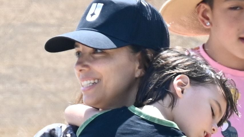 Süß! Eva Longoria macht Familienurlaub mit Sohn in Marbella