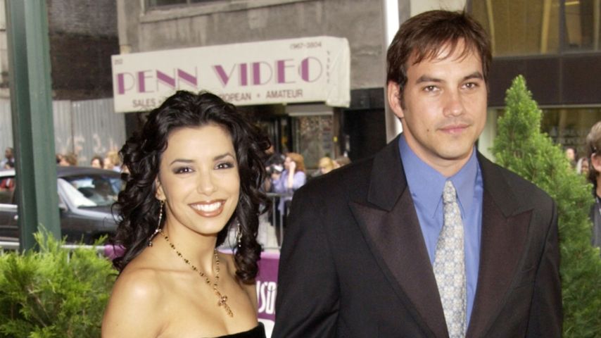 Eva Longoria und Tyler Christopher bei den Emmys 2002