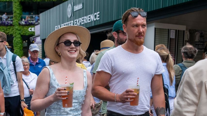 Lange Verlobung: Evanna Lynch heiratet ihren Partner Denis