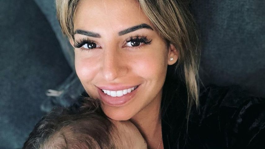 Evanthia Benetatou mit ihrem Sohn