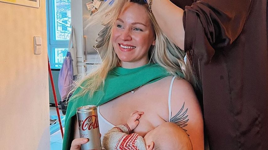 Evelyn Weigert mit ihrer Tochter