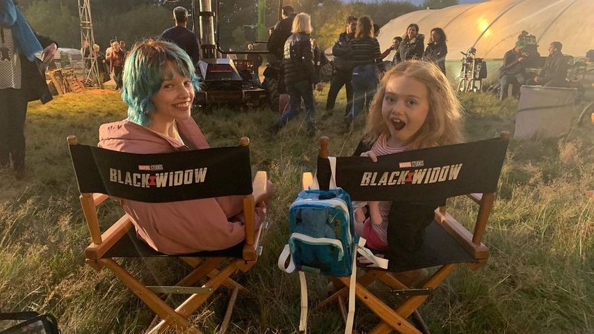 Ever Gabo Anderson und Violet McGraw am Set von "Black Widow"