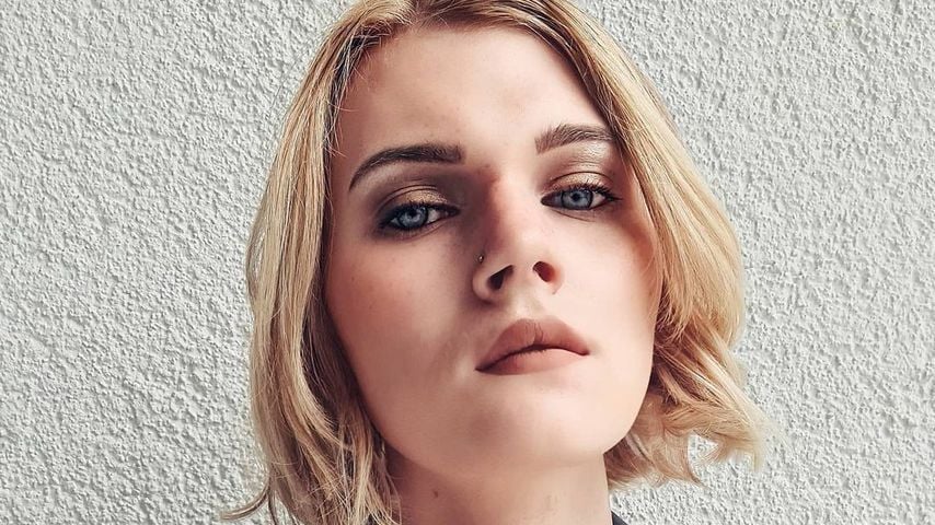 Lucy Hellenbrecht, Model