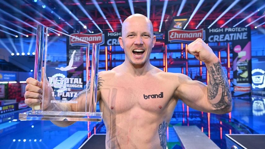 Fabian Hambüchen, Sieger im Einzelspringen beim "TV Total Turmspringen" 2026