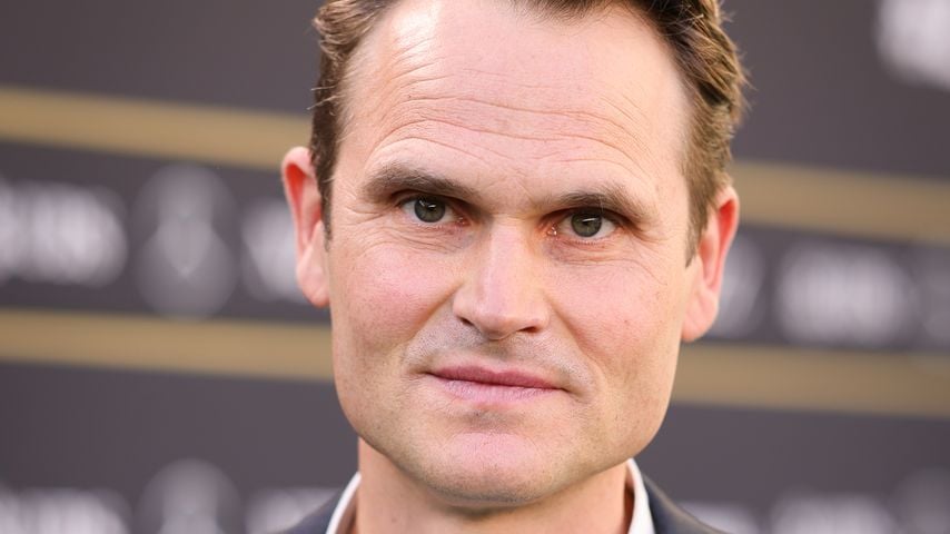 Fabian Hinrichs beim Zurich Film Festival 2024 auf dem Green Carpet von "Landesverraeter".