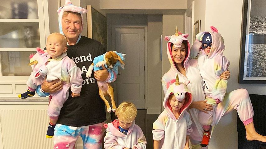 Zauberhafter Halloween-Look: Die Baldwins als Einhornhorde!