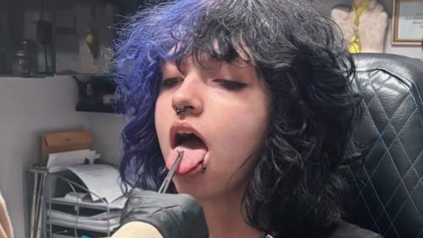 Farrah Abrahams Tochter beim Piercen