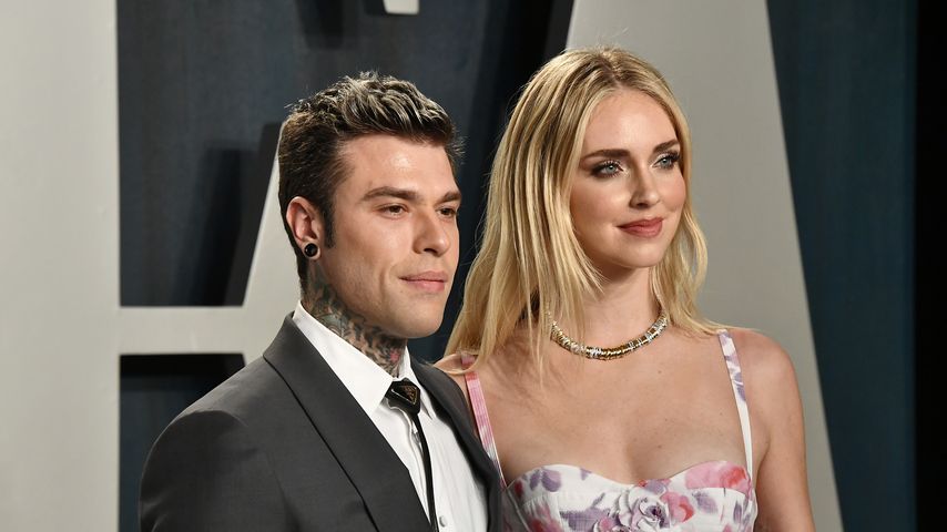 Chiara Ferragnis Ex Fedez hält Händchen mit jungem Model!