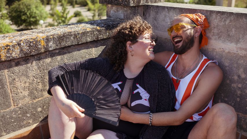 Fedora und Radwan, "How Fake Is Your Love?"-Paar