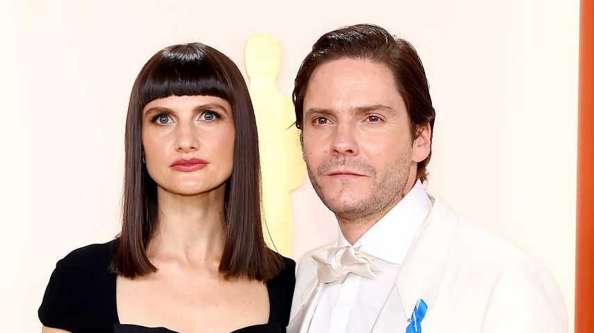 Felicitas Rombold mit Daniel Brühl bei den Oscars 2023