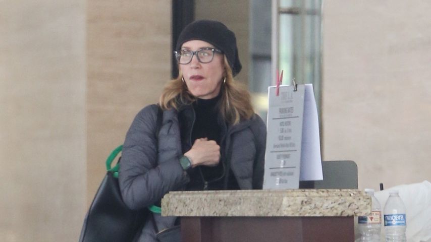 Nach Knast: So zurückhaltend zeigt sich Felicity Huffman!