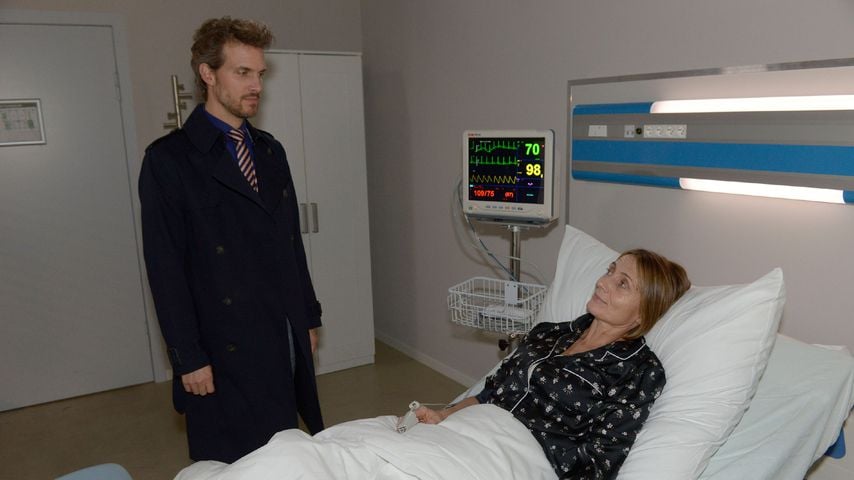 Felix (Thaddäus Meilinger) und Rosa (Joana Schümer) bei einer GZSZ-Szene