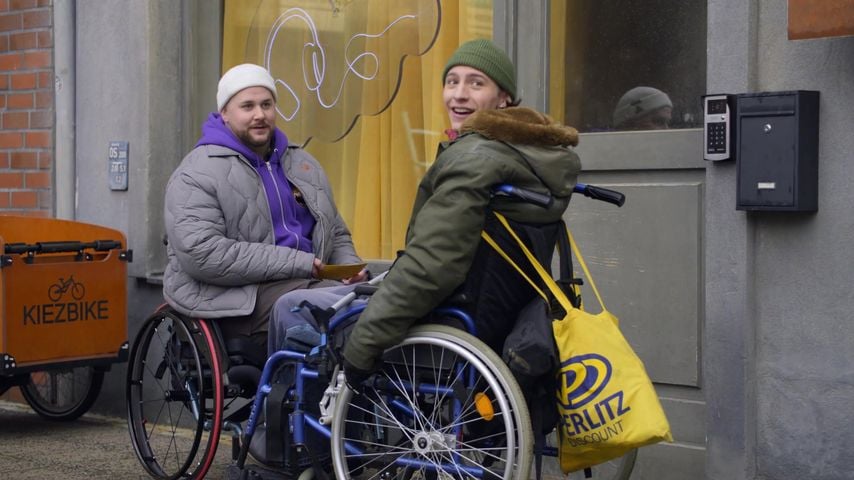 Jonas (Felix van Deventer) und Mats (Béla Kampschulte) in "GZSZ"