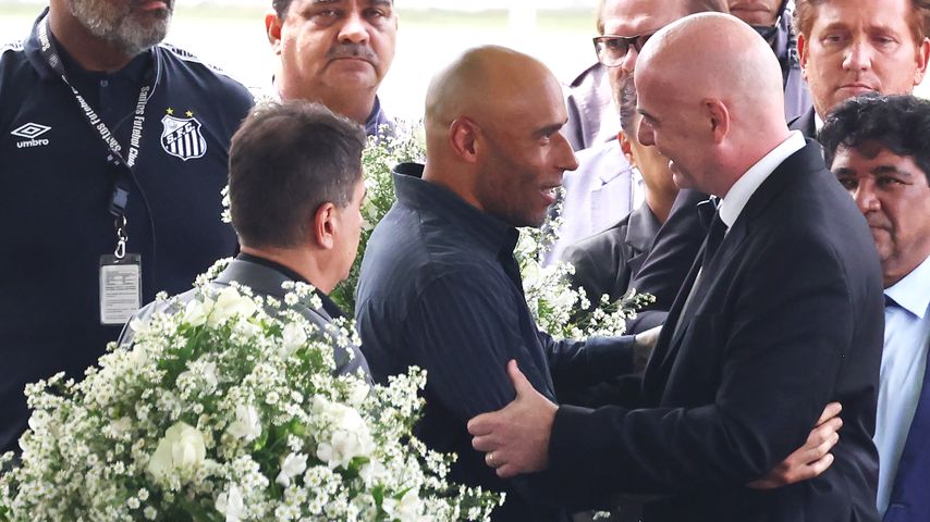 Pelés Sohn Edinho und FIFA-Präsident Gianni Infantino, 2023