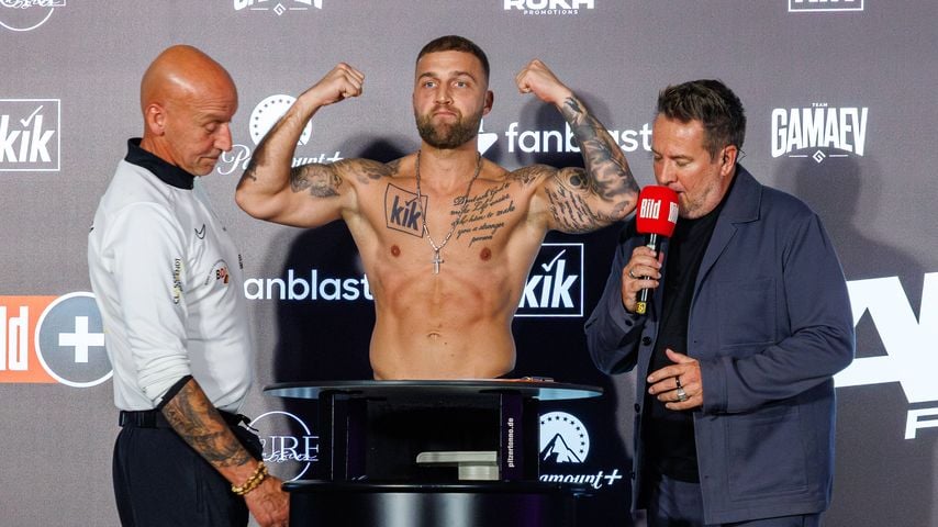 Filip Pavlovic zeigt gebrochene Hand nach Fame Fighting
