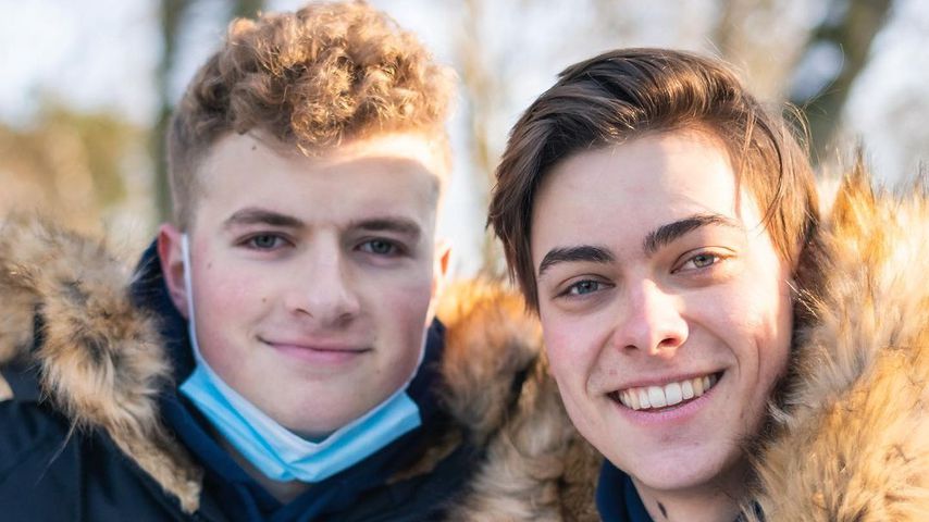 Finn Schöwing und Leon Pelz am Set von "Das Internat"
