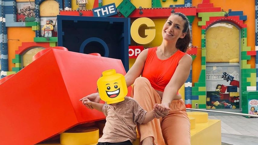 Fiona Erdmann mit Sohn Leo im Legoland