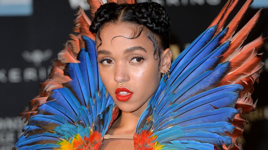 Baby-Bauch-Clip! FKA Twigs heizt die Gerüchte an