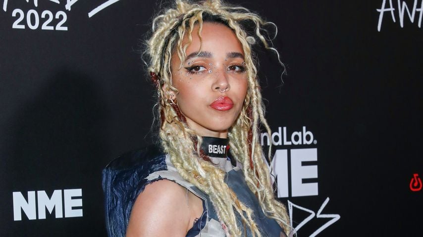 FKA Twigs, Sängerin