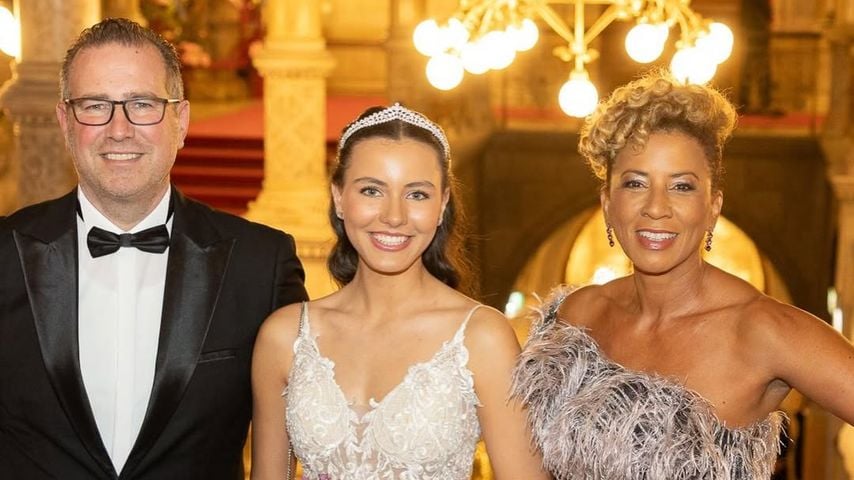 Arabella Kiesbauer: Emotionaler Maturaball ihrer Tochter