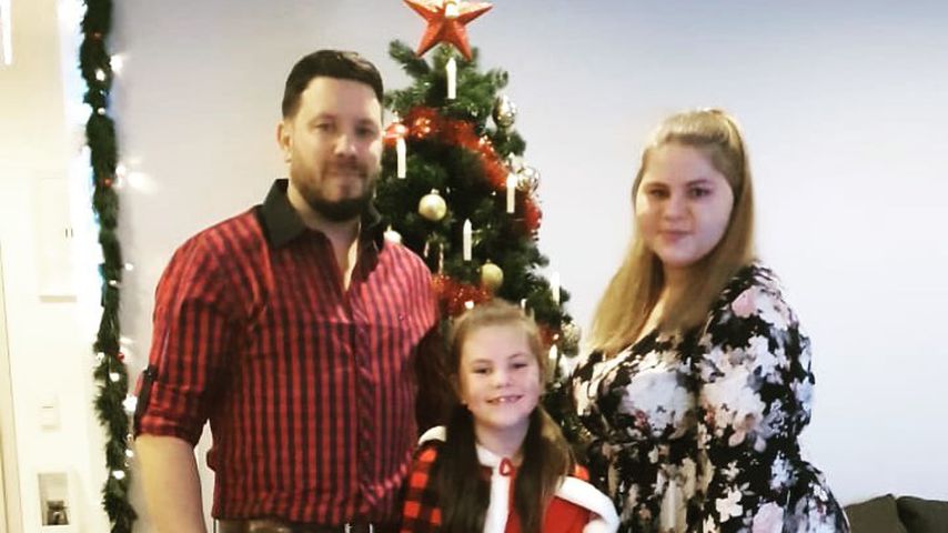Florian Köster, Sylvana Wollny und ihre Töchter Celina-Sophie und Anastasia an Weihnachten 2020