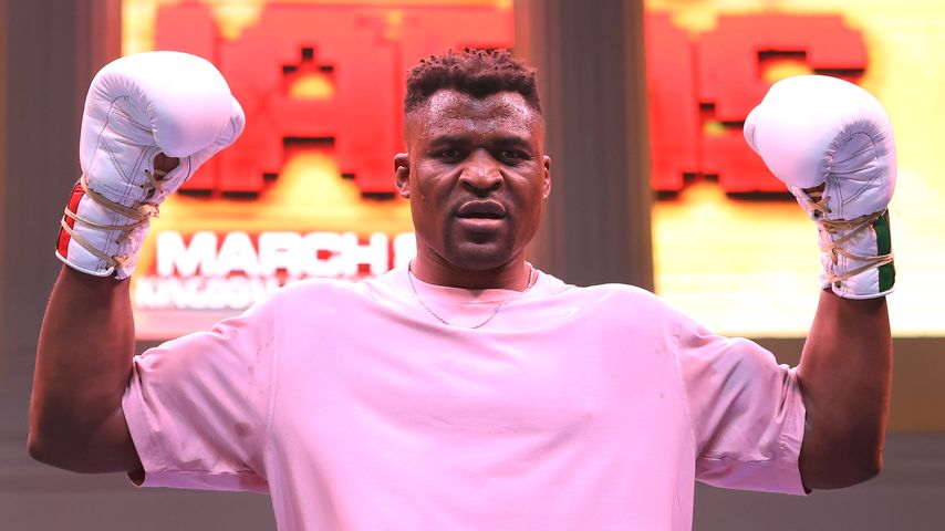 Nach Tod seines Sohnes: Francis Ngannou hat Motorradunfall