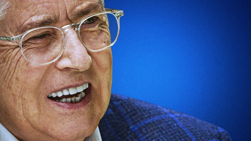 Frank Elstner in seiner Show "Frank Elstner: Wetten, das war's..?"