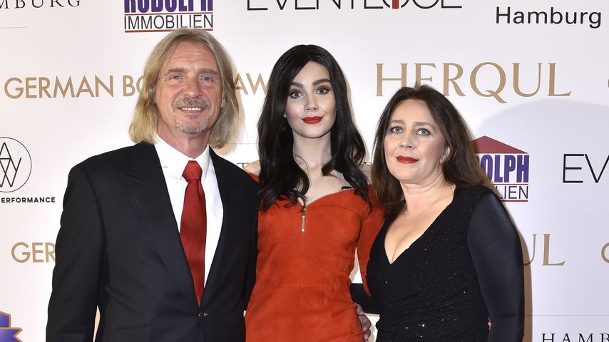 Frank Otto mit Nathalie und Viktoria Volk