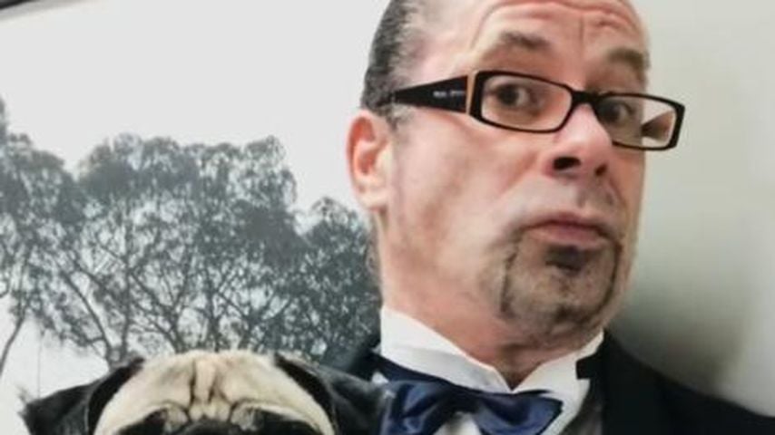 Darsteller Frank Winter mit seiner Hündin Ingeborg