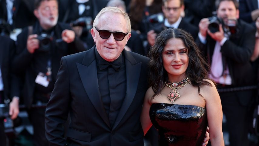 François-Henri Pinault und Salma Hayek bei der "Emilia Perez"-Premiere in Cannes 2024