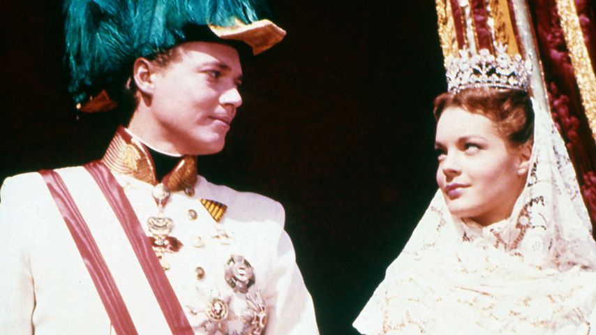 Franz Joseph (Karlheinz Böhm) und Sissi (Romy Schneider) in "Sissi – Schicksalsjahre einer Kaiserin"