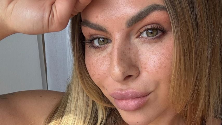 Franziska Apollonia ehrt bei Fame Fighting getöteten Freund