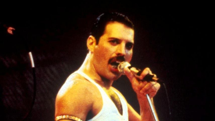 Freddie Mercurys angebliche Tochter meldet sich zu Wort