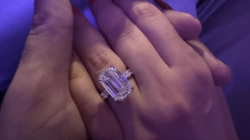 French Montana und Prinzessin Mahra zeigen ihren Verlobungsring
