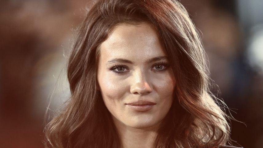 Freya Allan bei der Premiere von "The Witcher" Staffel 4 im Curzon Mayfair in London