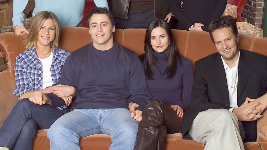 Der Cast der Sitcom "Friends" mit Talkshow-Moderator Conan O'Brien