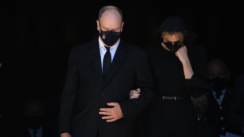 Fürst Albert II. und Fürstin Charlène bei Elisabeth-Anne de Massys Beerdigung