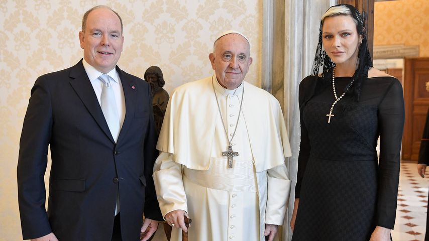 Ganz in Schwarz: Fürst Albert und Charlène besuchen Vatikan