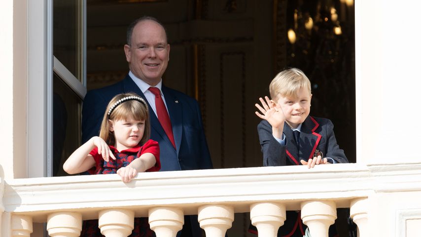 Fürst Albert und seine Kinder Gabriella und Jacques am Feiertag der Heiligen Dévote