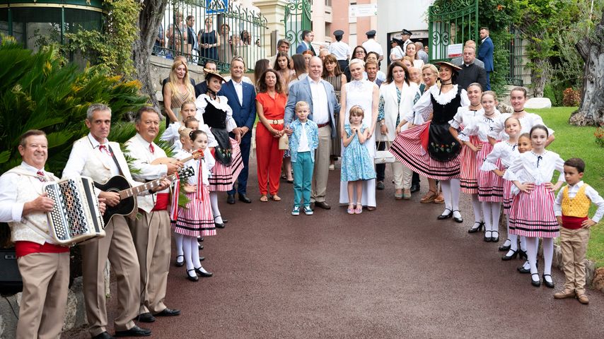 Fürst Albert von Monaco, Fürstin Charlène und ihre Zwillinge Jacques und Gabriella