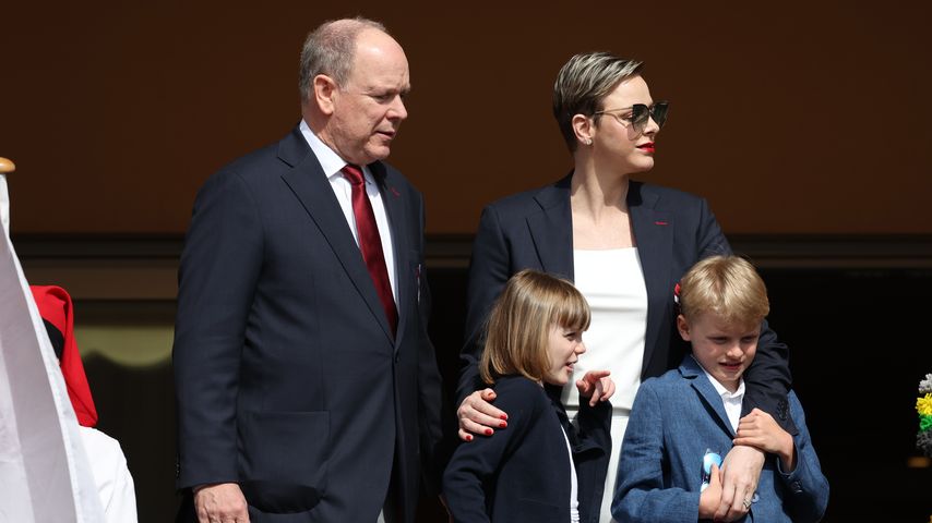 Fürst Albert von Monaco und Fürstin Charlène mit ihren Kindern Gabriella und Jacques