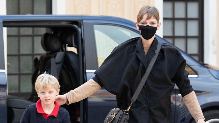 Fürstin Charlène mit ihrem Sohn Jacques im November 2021 in Monaco