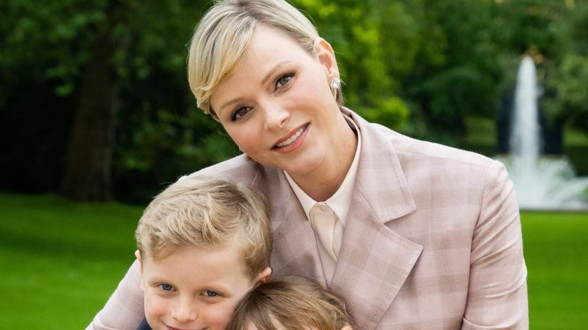 Fürstin Charlène und ihre Kinder, Jacques und Gabriella