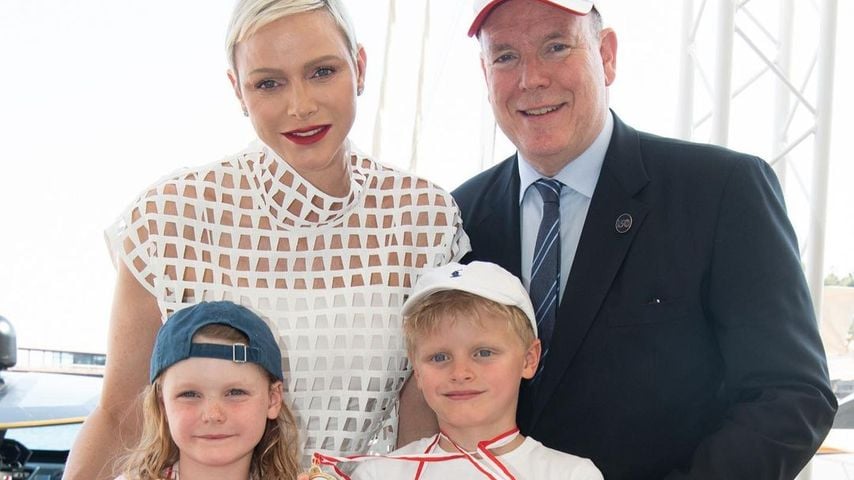 Fürstin Charlène, Fürst Albert und ihre Kinder im Juli 2022