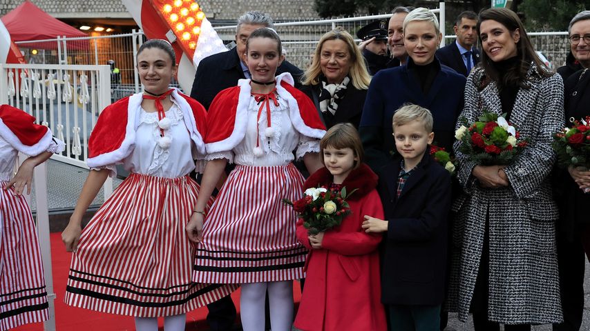 Fürstin Charlène und ihre Kinder bei einem Event in Monaco im Dezember 2022