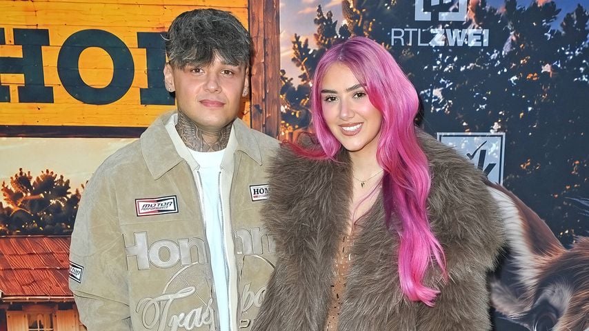Furkan und Lisa Marie Akkaya bei der Premierenfeier von RTLZWEI "Der Promihof" auf dem Gertrudenhof in Hürth