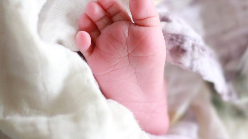 Fuß der Tochter von Jared Followill