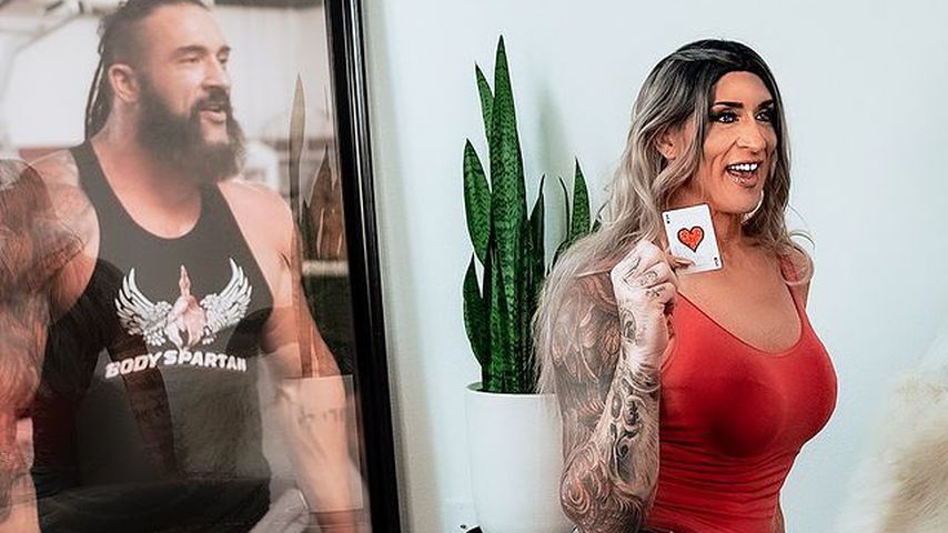 Mega-Verwandlung: Wrestling-Star outet sich als Trans-Frau
