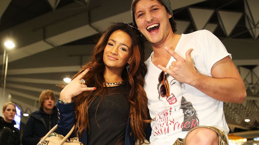 Gabby Rinne und Marco Angelini beim Dschungel-Abflug 2014 in Frankfurt