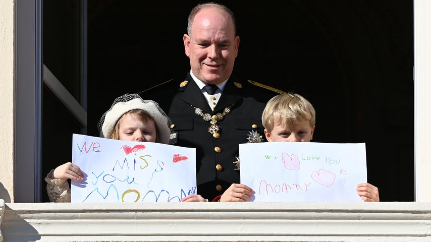Mit Poster: Monaco-Twins vermissen ihre kranke Mama Charlène
